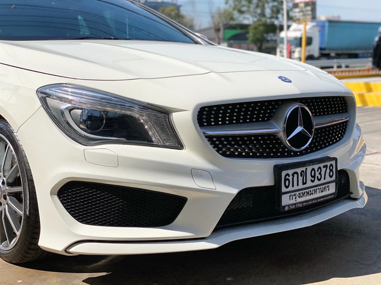 Mercedes-Benz CLA-Class 2018 CLA250 AMG Sedan เบนซิน ไม่ติดแก๊ส เกียร์อัตโนมัติ ขาว รูปที่ 2