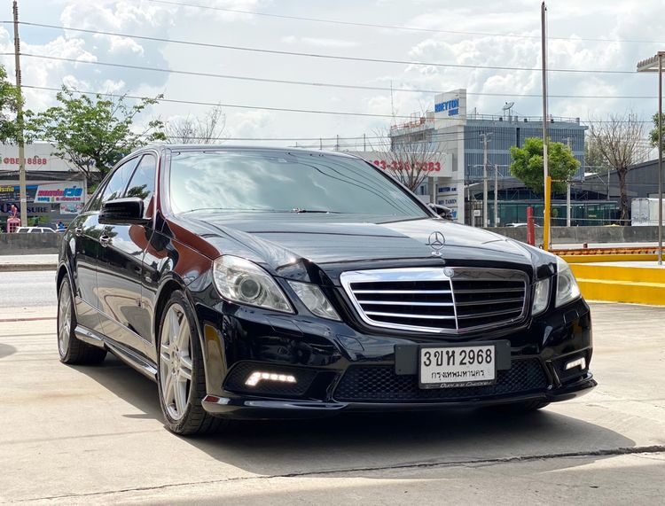 รถ Mercedes-Benz E-Class E220 CDI สี ดำ