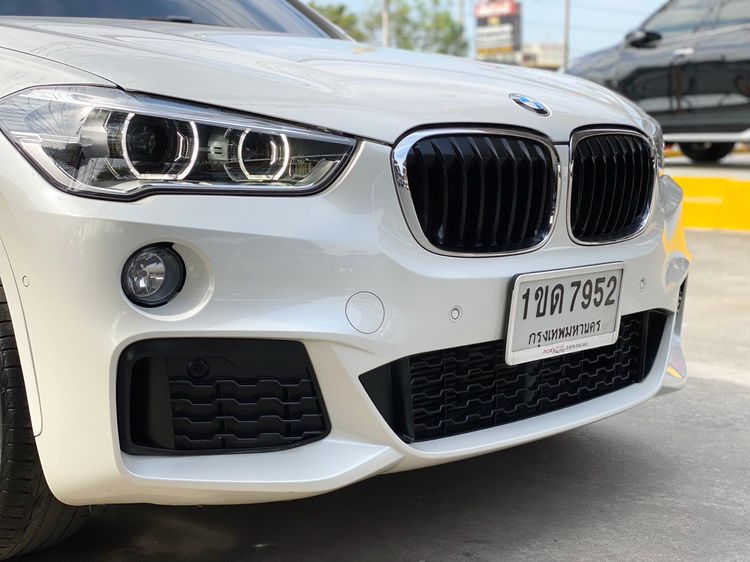 BMW X1 2017 2.0 sDrive18d M Sport Utility-car ดีเซล ไม่ติดแก๊ส เกียร์อัตโนมัติ ขาว รูปที่ 2