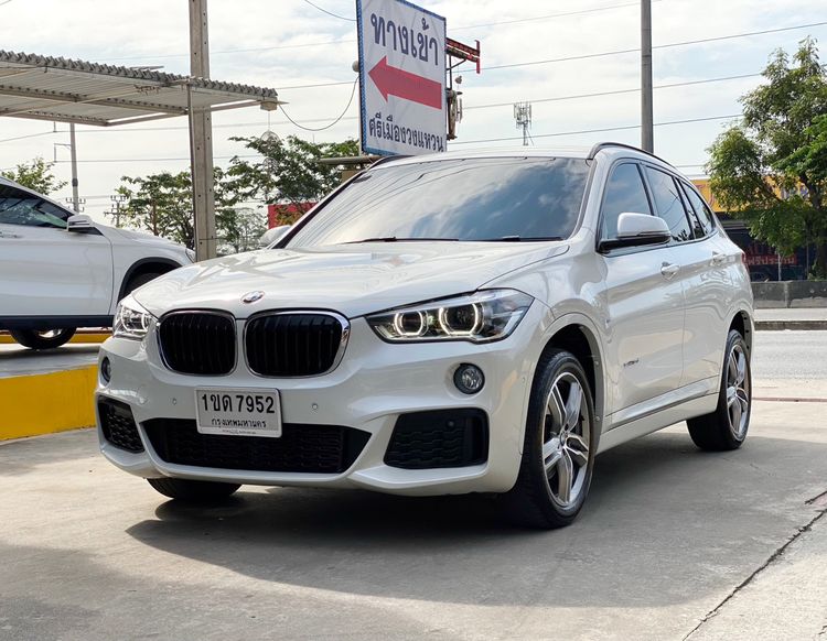 BMW X1 2017 2.0 sDrive18d M Sport Utility-car ดีเซล ไม่ติดแก๊ส เกียร์อัตโนมัติ ขาว รูปที่ 4