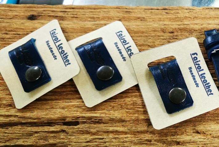 ที่รัดสายชาร์ทหนังแท้ รูปที่ 13