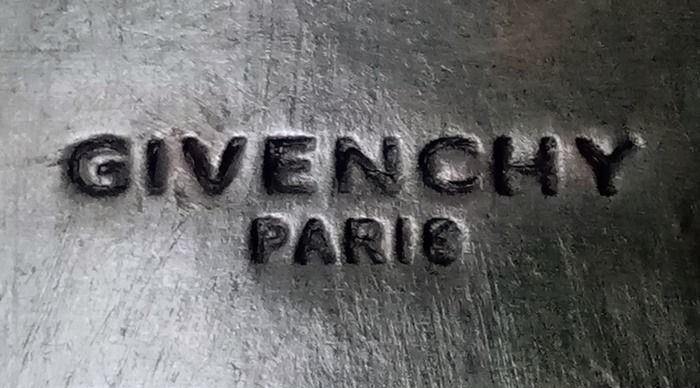 GIVENCHY ของแท้ แบรนด์หรู รูปที่ 13