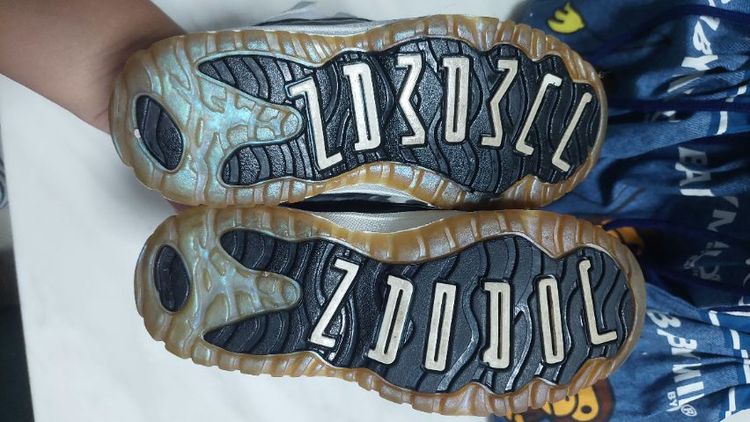 รองเท้าเด็กเล็ก Air Jordan 11 Retro ของแท้ รูปที่ 5