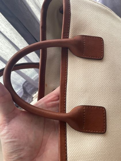 กระเป๋า tote bag ผ้าแคนวาสสีขาว หูจับและสายสะพายหนังแท้ ภายในบุผ้าลายทาง งานสั่งตัด สภาพใหม่ รูปที่ 8