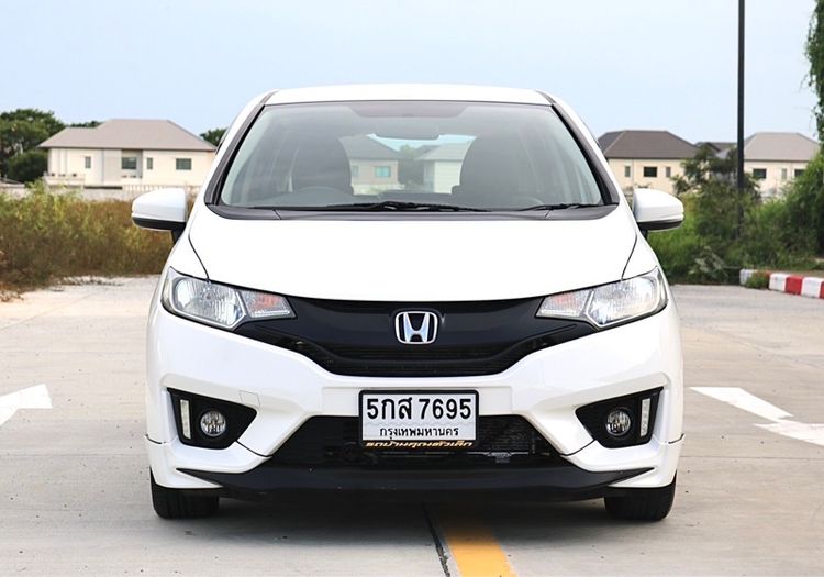 รถ Honda Jazz 1.5 S สี ขาว