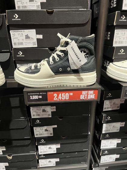 รองเท้าผ้าใบ รูปที่ 4