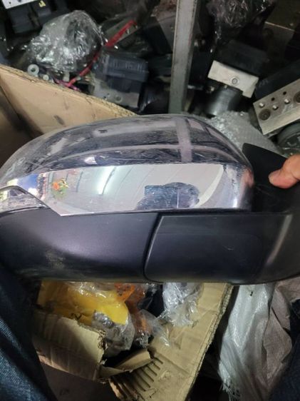 กระจะมองข้างมีไฟ แม่ ไทตัน18 รูปที่ 4