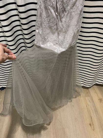 ชุดราตรี ออกงาน งานแต่ง สี silver แบรนด์ดังญี่ปุ่น S-L ใส่ได้ สภาพดีมาก รูปที่ 3