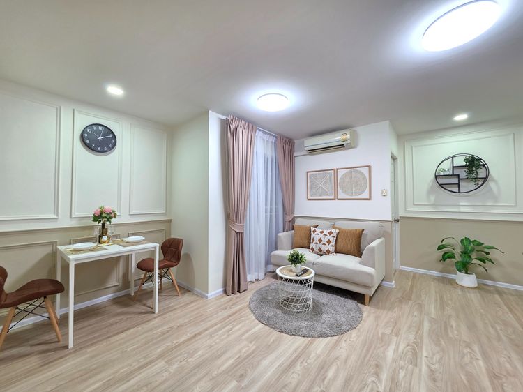 ขายอัสสกาญจน์ เพลส ลาดพร้าว ใช้คำว่าติดรถไฟฟ้า ได้เต็มปาก เต็มคำ