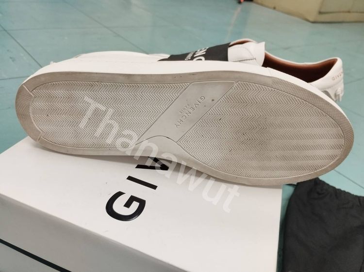 Givenchy urban street sneakers รูปที่ 2