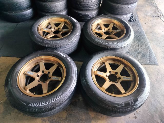 ล้อแม็กte37ขอบ18 6รูพร้อมยาง