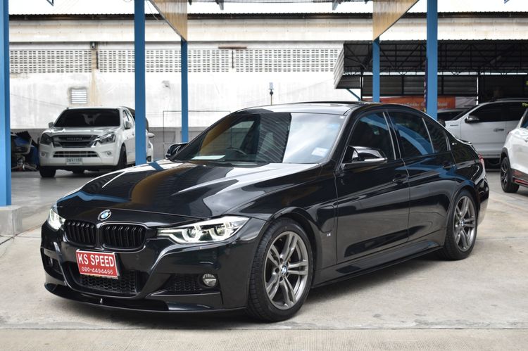 รถ BMW Series 3 330e สี ดำ