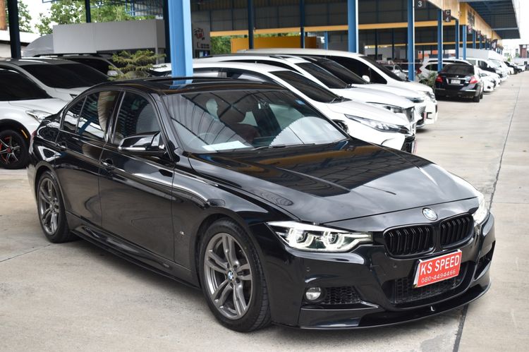 BMW Series 3 2018 330e Sedan เบนซิน ไม่ติดแก๊ส เกียร์อัตโนมัติ ดำ รูปที่ 3