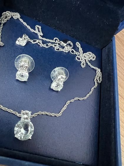 สร้อยคอพร้อมจี้ และ ตุ้มหู Swarovski  รูปที่ 4