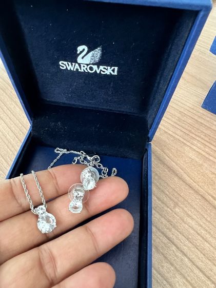 สร้อยคอพร้อมจี้ และ ตุ้มหู Swarovski  รูปที่ 5