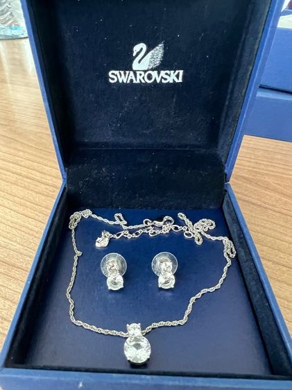 สร้อยคอพร้อมจี้ และ ตุ้มหู Swarovski  รูปที่ 2