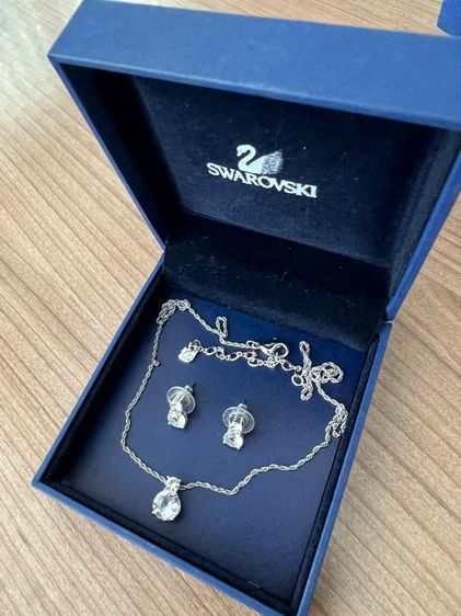 สร้อยคอพร้อมจี้ และ ตุ้มหู Swarovski  รูปที่ 3