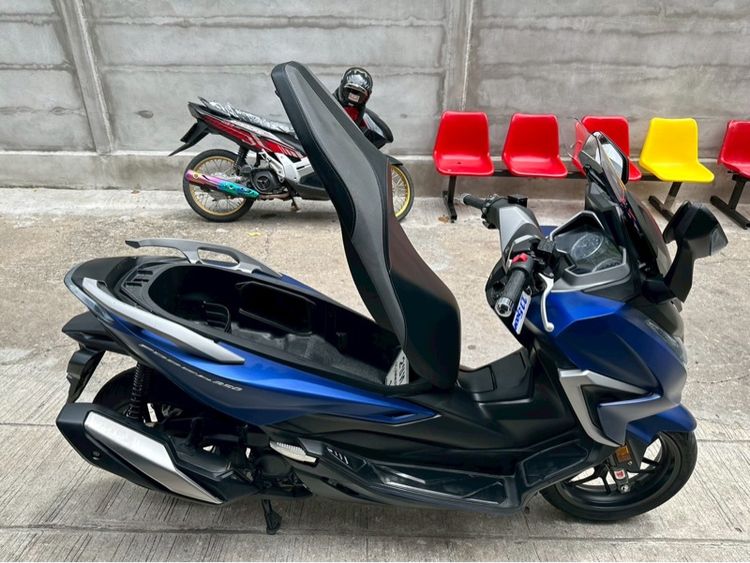 Honda Forza รูปที่ 9