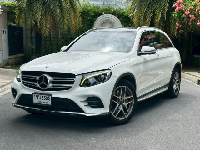รถ Mercedes-Benz GLC-Class GLC250d สี ขาว