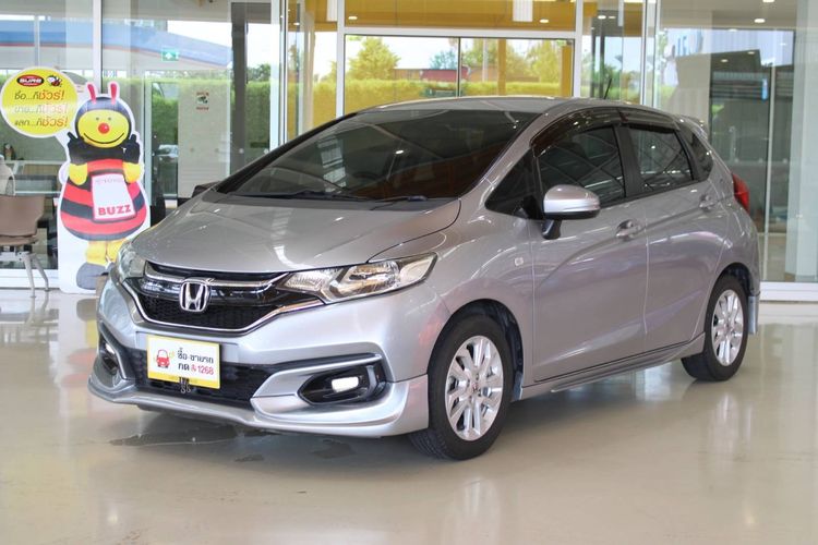รถ Honda Jazz 1.5 V สี บรอนซ์เงิน