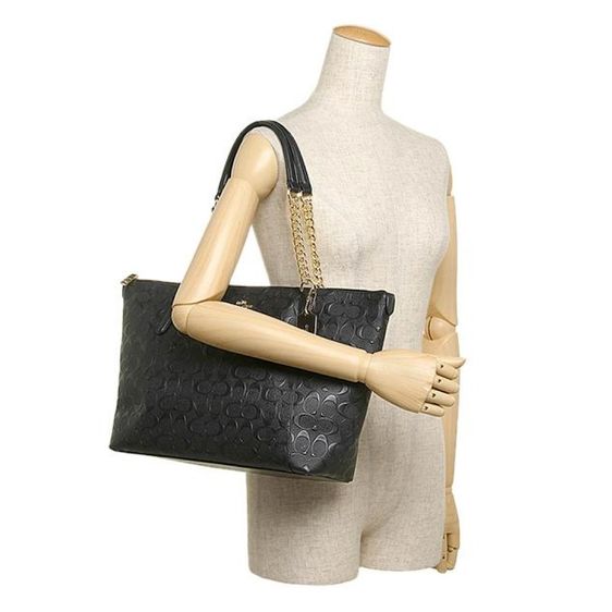 Coach แท้ มือสอง กระเป๋าสะพายทรง Tote หนังปั้มนูน ลาย C - Coach Ava Tote in Signature Leather รูปที่ 4