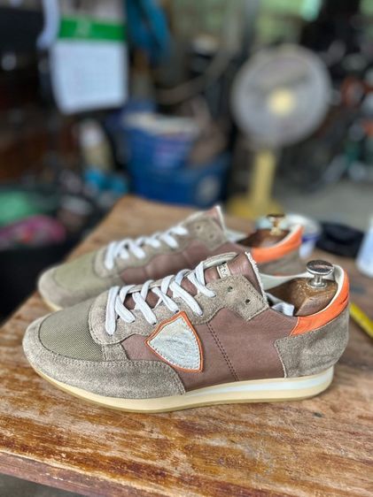 อื่นๆ อื่นๆ รองเท้าผ้าใบ ขนาดอื่น ๆ อื่นๆ รองเท้า PHILIPPE แท้ 💯 เบอร์ 41 วัดจริง 26-26.5 cm สภาพดีมาก พื้นเกือบเต็ม ทรงสวย ดีเทลดี ตัดเย็บแน่นมาก หายากน่าสะสมครับ