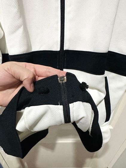 เสื้อวอร์มสีขาวแขนสั้น แบรนด์  superstar รูปที่ 5