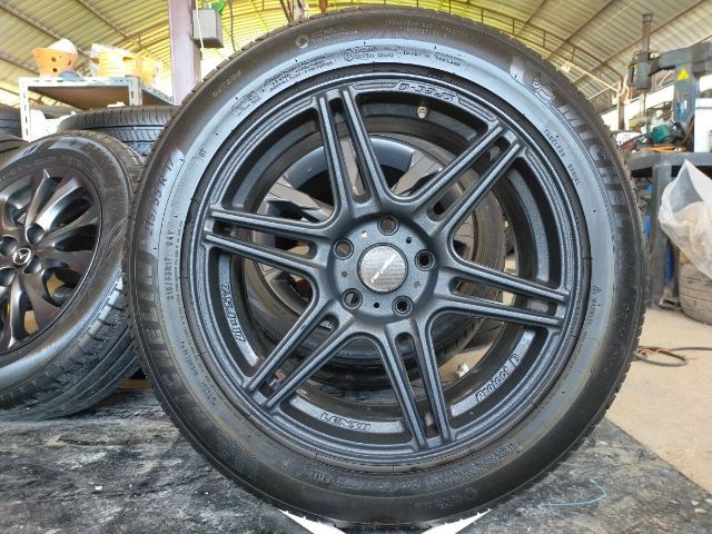 แม็กlenso แท้ ขอบ17 พร้อมยางมิชลิน 215 55 17 ปลายปี22 ยางสวย ใส่รถ 5 รู 114 ได้ทุกรุ่น เช่นcamry accord innova  ยางสวยทุกเส้น รูปที่ 4