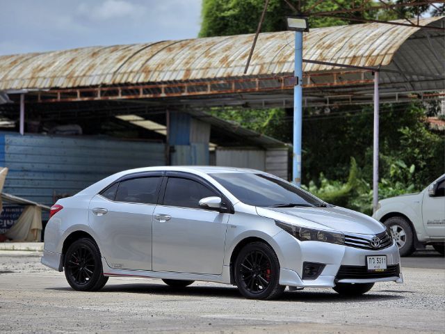 Toyota Altis 2014 1.6 G Limited Sedan เบนซิน ไม่ติดแก๊ส เกียร์อัตโนมัติ บรอนซ์เงิน รูปที่ 3