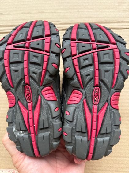 รองเท้า keen เด็ก ยาว 15 cm. มีรอยใช้งาน  สภาพดี  รูปที่ 7