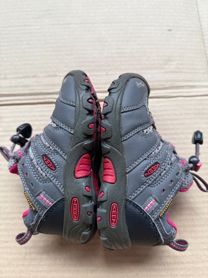 รองเท้า keen เด็ก ยาว 15 cm. มีรอยใช้งาน  สภาพดี  รูปที่ 6