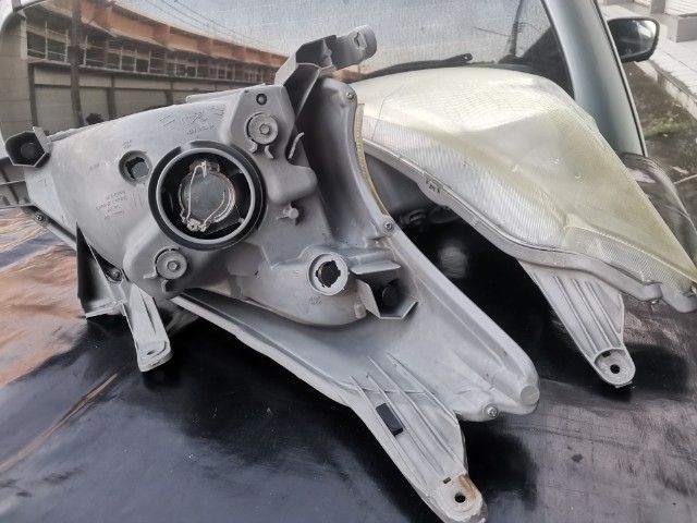 ไฟหน้า​ อแวนซ่า​  avanza2012​