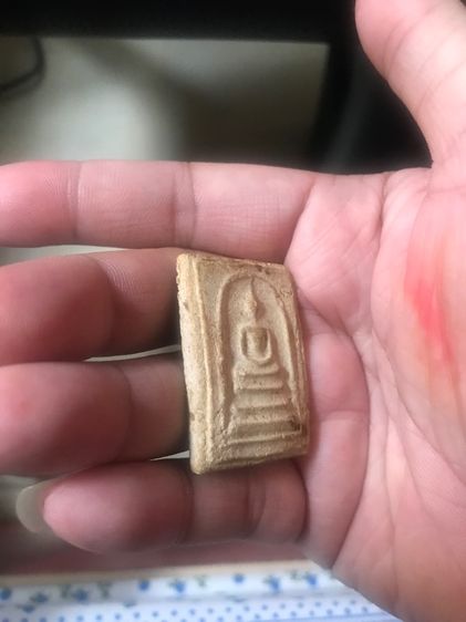 พระสมเด็จวัดระฆังพิมพ์ใหญ่กรอบกระจก รูปที่ 4