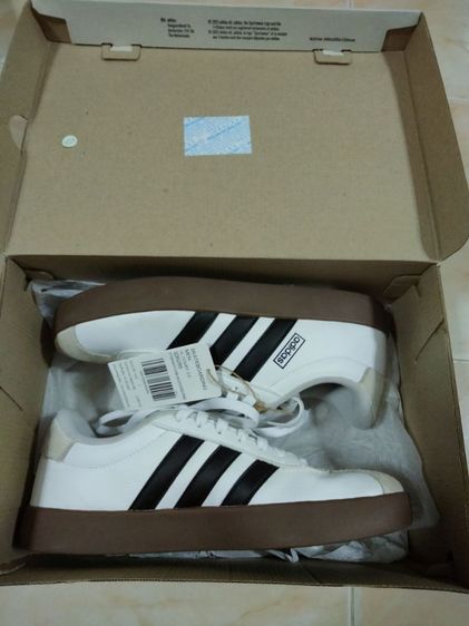 ขาว หนังสังเคราะห์ รองเท้าผ้าใบ UK 7 | EU 40 2/3 | US 7.5 รองเท้ามือสอง adidas VL COURT 3.0 (ของเเท้)