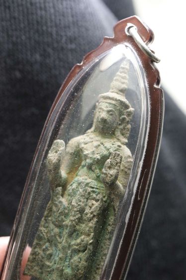 พระยืนสนิมเขียวบูชา ปางห้ามสมุทร สูงประมาณ 8 เซนกว้าง2เซน ไม่ทราบที่ครับ รูปที่ 10