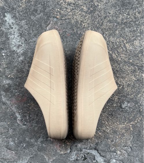 Adidas รองเท้าเปิดส้น Superstar รูปที่ 2