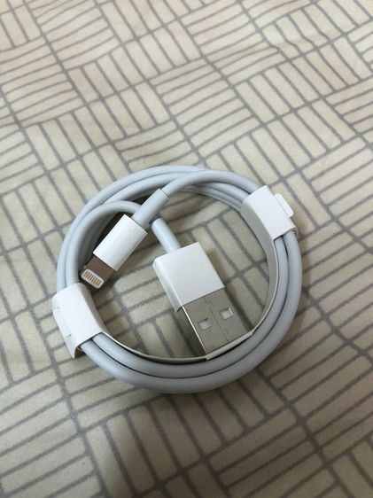 Apple USB-A to Lightning Cable 1 เมตร