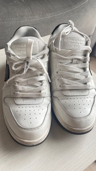 รองเท้าผ้าใบ Off-White รูปที่ 2