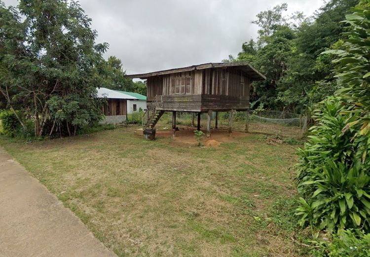 ขายด่วน ที่ดินพร้อมบ้าน รูปที่ 2