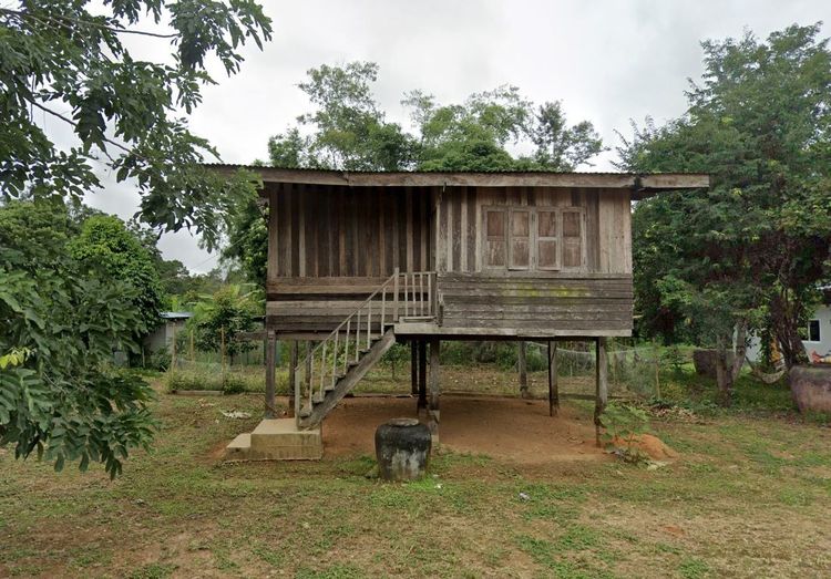 ขายด่วน ที่ดินพร้อมบ้าน รูปที่ 3