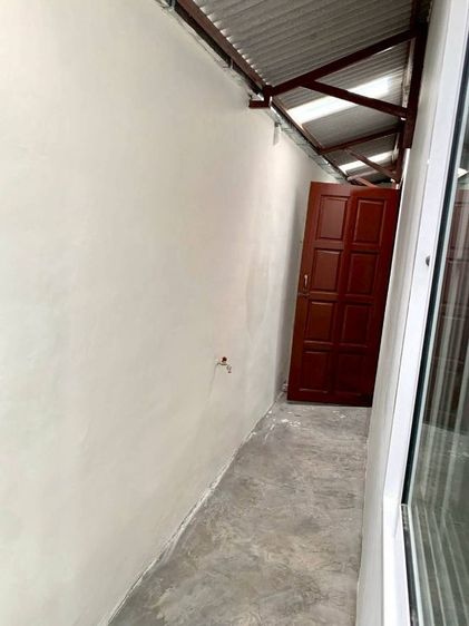 ขายทาวเฮ้าส์ 2 ชั้น 1 ห้องนอน 2 ห้องน้ำ 1 ห้องโถง 1 ห้องเก็บของ ซอยประชาราษฎร์ 16 รีโนเวทใหม่