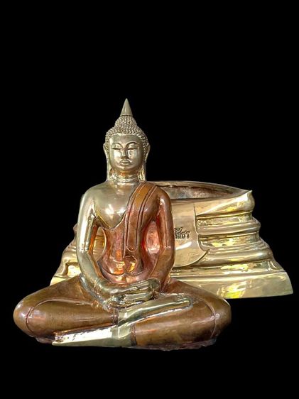 หลวงพ่อโสธร บล็อกปี09 ออกปี2514 วัดโสธรวราราม หน้าตัก9นิ้ว เนื้อทองเหลือง 3กษัตริย์ รูปที่ 2