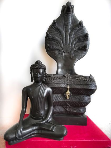 พระนาคปรก ฐานทิพย์ สธ. ปี 2538 เนื้อโลหะรมดำ หน้าตัก9นิ้ว รูปที่ 2