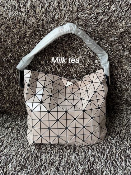 กระเป๋าคล้องไหล่ Bao Bao  11“ รูปที่ 3