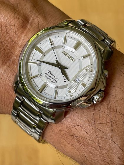 SEIKO Premier Perpetual Calendar White Dial  รุ่น SNQ155P1 รูปที่ 14