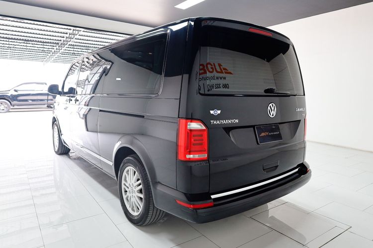 Volkswagen Caravelle 2019 2.0 TDi Utility-car ดีเซล ไม่ติดแก๊ส เกียร์อัตโนมัติ ดำ รูปที่ 4