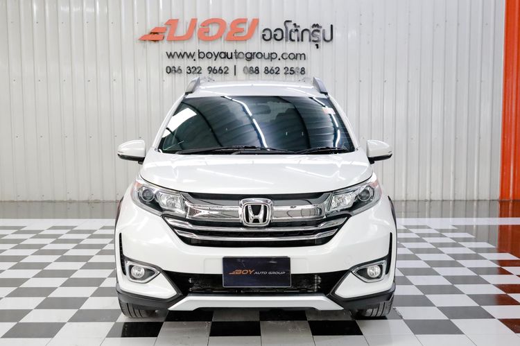 Honda BR-V 2019 1.5 SV Utility-car เบนซิน ไม่ติดแก๊ส เกียร์อัตโนมัติ ขาว รูปที่ 2