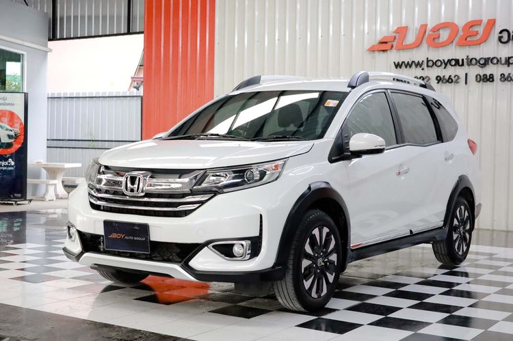 รถ Honda BR-V 1.5 SV สี ขาว