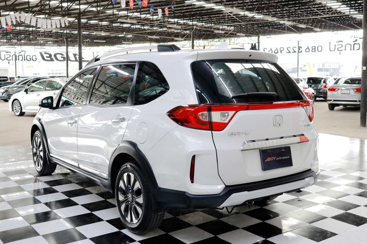 Honda BR-V 2019 1.5 SV Utility-car เบนซิน ไม่ติดแก๊ส เกียร์อัตโนมัติ ขาว รูปที่ 4