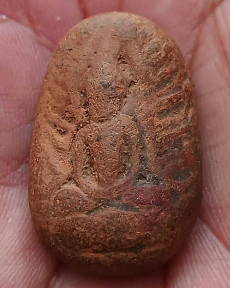 พระเนื้อดิน พิมพ์ 2 หน้าเก่าๆ สูง 3 ซ.ม.เศษ พระบ้านเก่าเก็บหลายสิบปี ไม่ทราบกรุ-เกจิท่านใดสร้าง รูปที่ 2